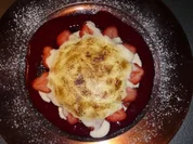 Erdbeeren mit gratiniertem Vanilleschaum - Rezept