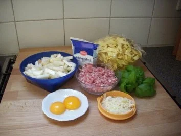 Tagliatelle mit Spargel-Sahne-Soße - Rezept