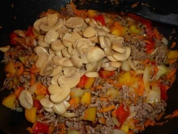 Rezept: Gebratene Nudeln Bild Nr. 9 Gebratene Nudeln - Rezept - Bild Nr. 9