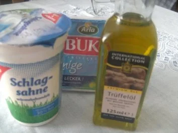 Frischkäse  eingelegt mit Kräutern und Trüffelöl - Rezept - Bild Nr. 3