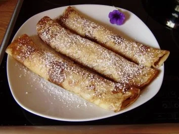 Palatschinken mit Rosinenquarkfüllung - Rezept - Bild Nr. 4