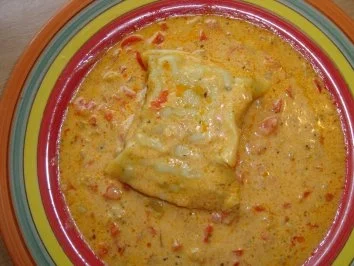 Maultaschen mit Brunch Paprika-Peperonisauce - Rezept