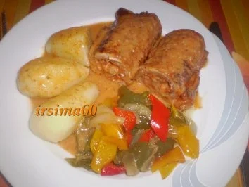 Schweinerouladen mit Paprikafüllung - Rezept - Bild Nr. 2