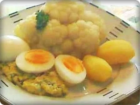 Blumenkohl mit Eiern auf Dillsauce und Kartoffeln. - Rezept - Bild Nr. 14