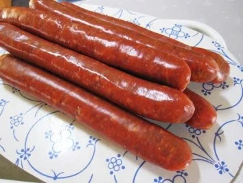 Pikante frische Bratwurst aus Rind- und Lammfleisch (Merguez) ... - Rezept - Bild Nr. 3