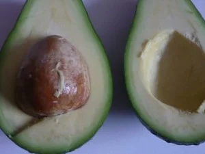 Rezept: Pellkartoffeln mit Avocado-Kiwi-Dip Bild Nr. 3 Pellkartoffeln mit Avocado-Kiwi-Dip - Rezept - Bild Nr. 3