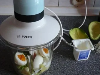 Rezept: Pellkartoffeln mit Avocado-Kiwi-Dip Bild Nr. 10 Pellkartoffeln mit Avocado-Kiwi-Dip - Rezept - Bild Nr. 10