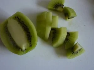 Rezept: Pellkartoffeln mit Avocado-Kiwi-Dip Bild Nr. 5 Pellkartoffeln mit Avocado-Kiwi-Dip - Rezept - Bild Nr. 5