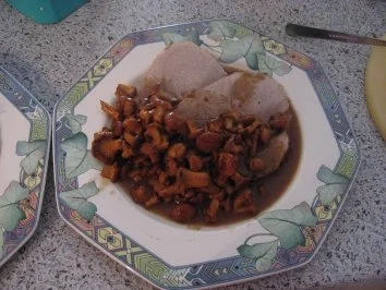 Schweinerei mit Pfifferlingen - Rezept - Bild Nr. 7