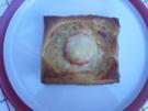Pikante Kuchen: Blätterteig mit Zwiebelschmand und Tomaten - Rezept