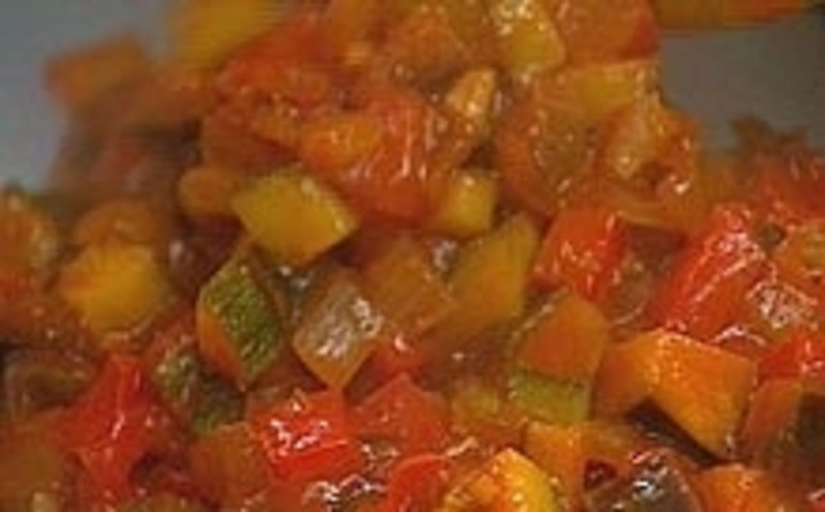 Bilder für Ratatouille mit Zucchini frisch und Aubergine frisch - Rezept