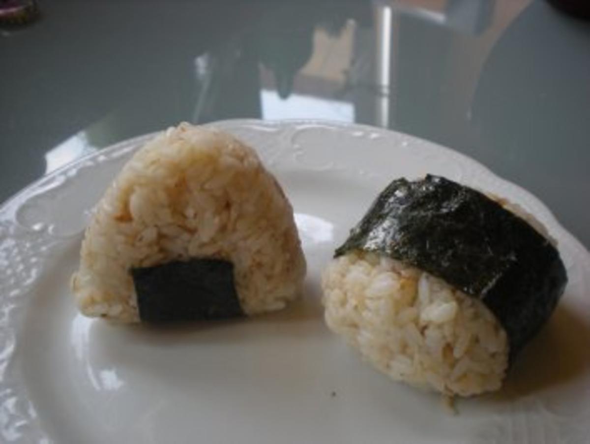 Bilder für Snack: Onigiri - japanische Reisbällchen - Rezept