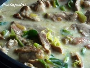 Rezept: Filetstreifen in Limetten-Kokos-Sauce Bild Nr. 4 Filetstreifen in Limetten-Kokos-Sauce - Rezept - Bild Nr. 4