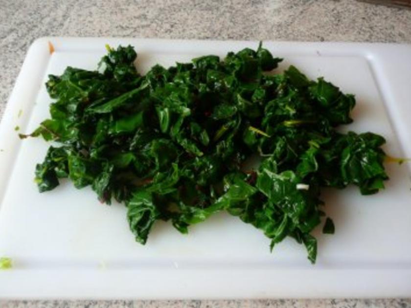 Salate: Warmer Nudel- Möhren- Mangoldsalat - Rezept - kochbar.de Salate: Warmer Nudel- Möhren- Mangoldsalat - Rezept - kochbar.de