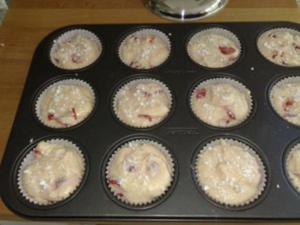 Muffins: Erdbeer Joghurt Muffins - einfach - von Kochfrosch