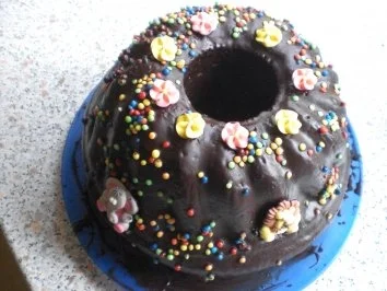 Rezept: Kirsch-Nuss-Kuchen Kirsch-Nuss-Kuchen - Rezept