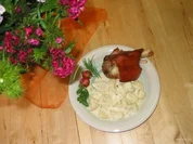 Feine Kräutersauce mit neuen Kartoffeln vereint - Rezept