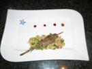Arabischer Grießsalat an gebratenem Lammfilet auf Rosmarinspieß - Rezept