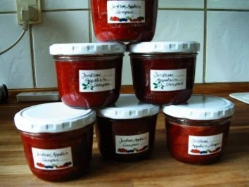 Erdbeer- Orangen- Marmelade mit Campari - Rezept