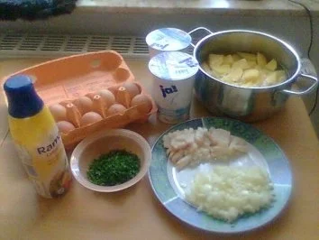 Stampfkartoffel mit Spiegelei,dazu Buttermich trinken ! - Rezept - Bild Nr. 2