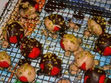 Erdbeeren mit Schoko Glasur - Rezept - Bild Nr. 2