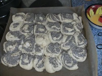 Rezept: Hefe-Mohnkuchen Bild Nr. 5 Hefe-Mohnkuchen - Rezept - Bild Nr. 5