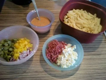 Rezept: "SALAT" Nudelsalat Variante Nr.4 Bild Nr. 2 "SALAT" Nudelsalat Variante Nr.4 - Rezept - Bild Nr. 2