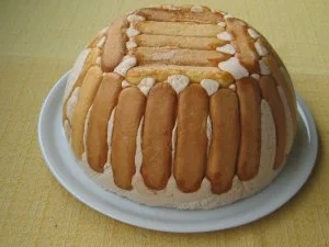 Rezept: Iglu Erdbeertorte Bild Nr. 4 Iglu Erdbeertorte - Rezept - Bild Nr. 4