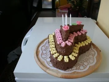 Rezept: Herzentorte Bild Nr. 3 Herzentorte - Rezept - Bild Nr. 3