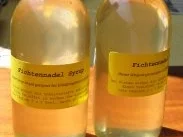 Rezept: Fichtennadelsyrup Bild Nr. 2 Fichtennadelsyrup - Rezept - Bild Nr. 2