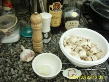 Rezept: Pollos con vino rojo Pollos con vino rojo - Rezept