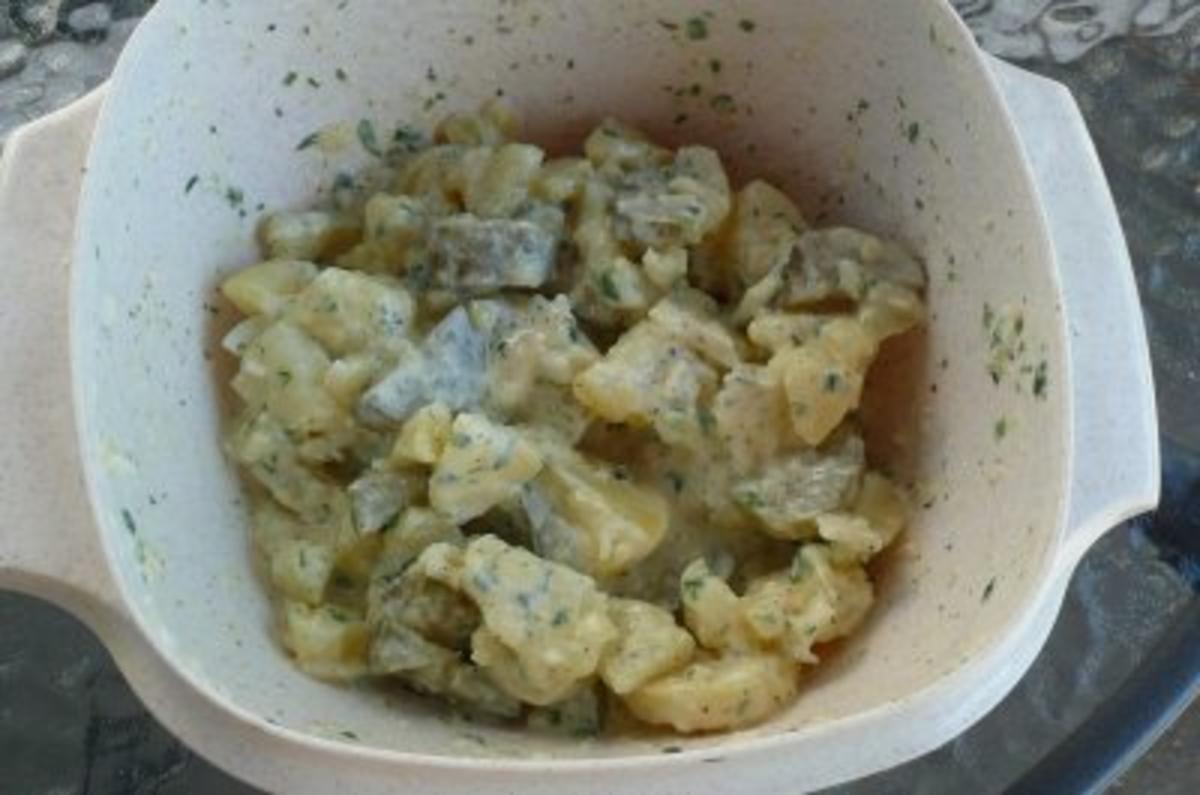 Geflügel: Gegrillte Hähnchenbrust  und Kartoffelsalat - Rezept - Bild Nr. 2