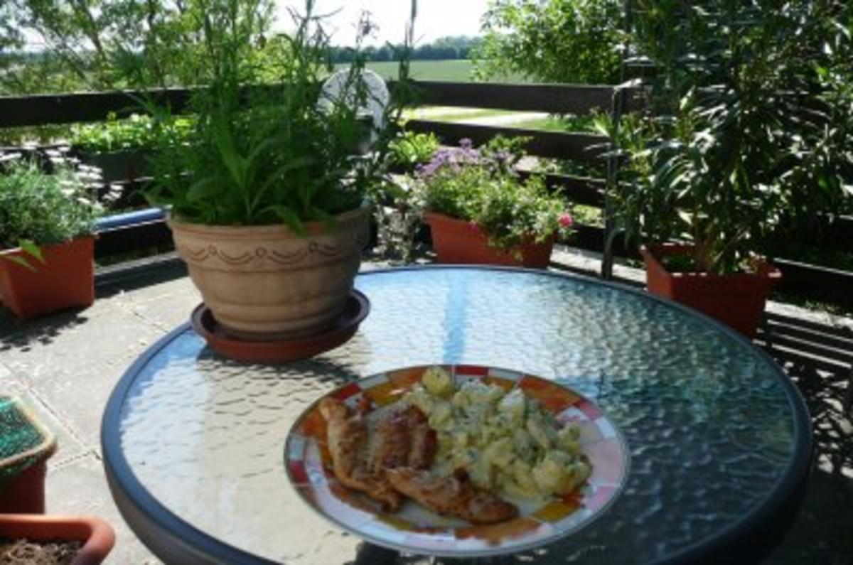 Geflügel: Gegrillte Hähnchenbrust  und Kartoffelsalat - Rezept - Bild Nr. 4