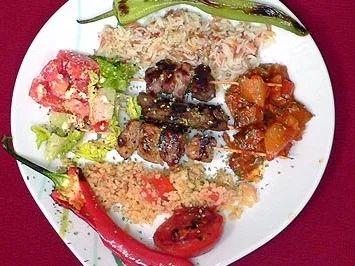 Rezept: Kebapspieße auf Reis Bild Nr. 9 Kebapspieße auf Reis - Rezept - Bild Nr. 9