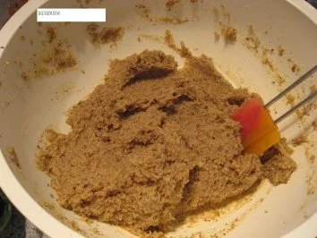 Rezept: Ne runde nussige Sache Bild Nr. 2 Ne runde nussige Sache - Rezept - Bild Nr. 2