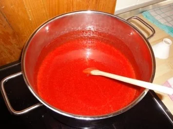 Erdbeer-Kokos-Marmelade - Rezept - Bild Nr. 3