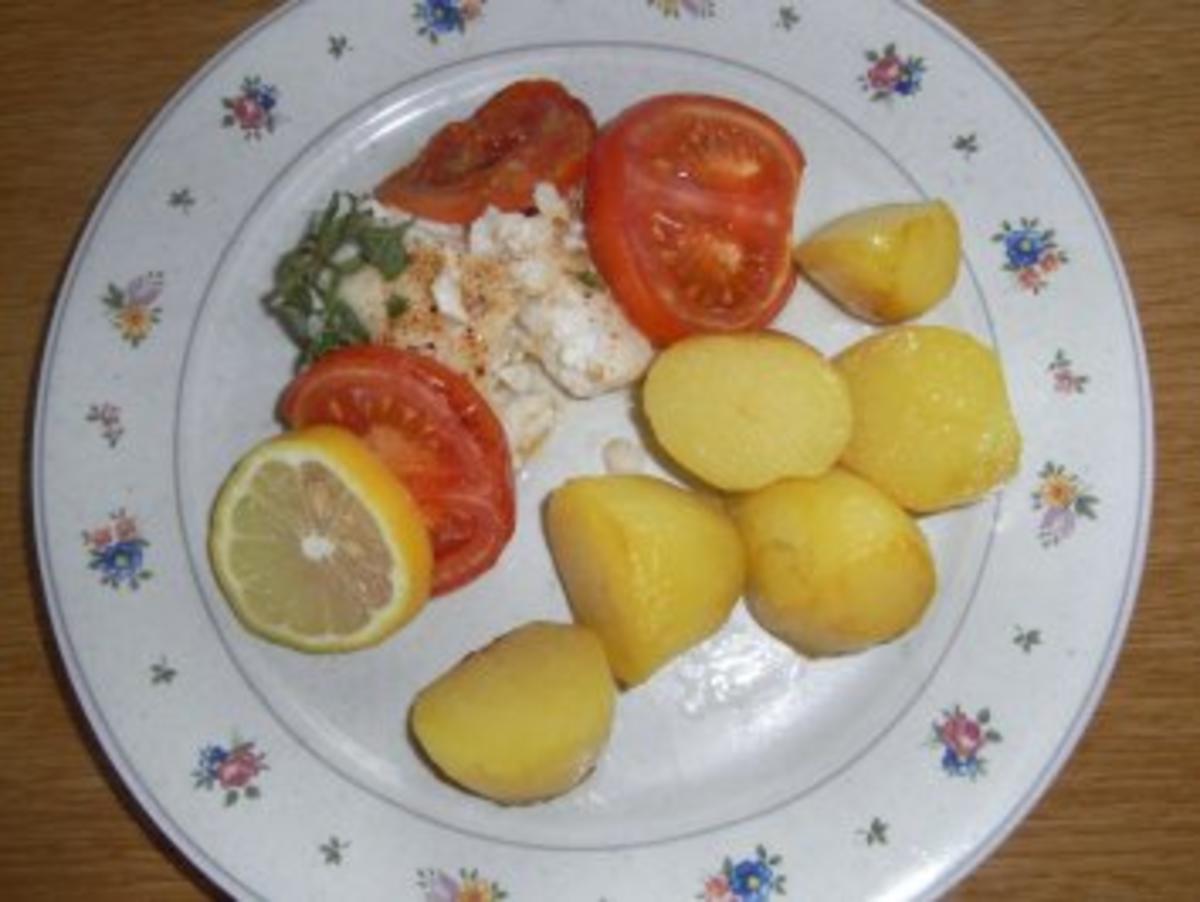 Kabeljaufilet mit Tomaten überbacken - Rezept - Bild Nr. 2