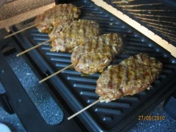 Sis Köfte (Frikadellen am Spieß) - Rezept - Bild Nr. 10