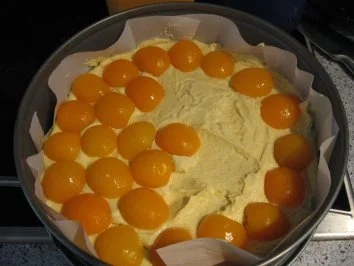 Rezept: Aprikose meets Marzipanstreusel Bild Nr. 2 Aprikose meets Marzipanstreusel - Rezept - Bild Nr. 2