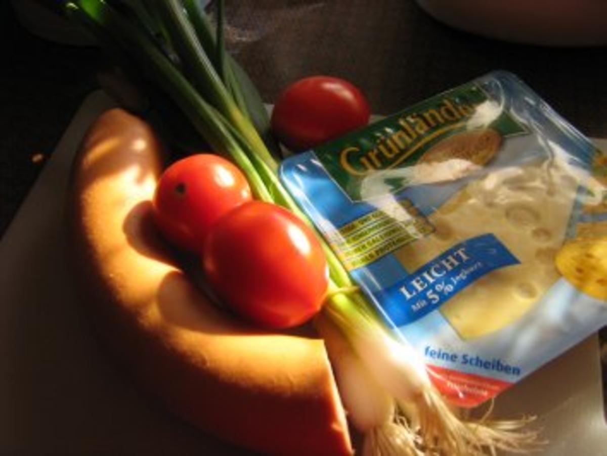 Sommerlicher Wurstsalat mit Käse und Tomaten - Rezept - Bild Nr. 2