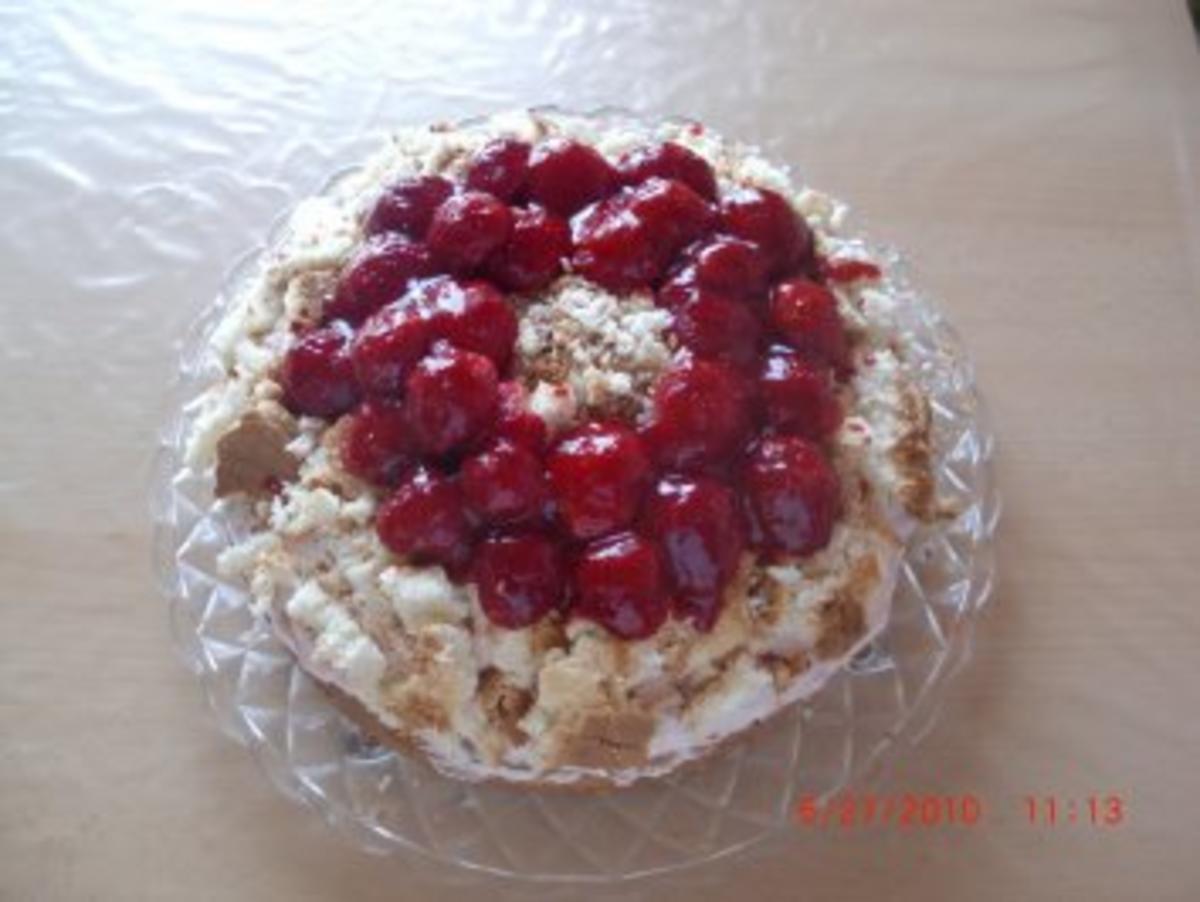 Erdbeer-Flocken-Torte - Rezept