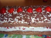 Rezept: Torte: Schokolade-Erdbeer-Schnitten Torte: Schokolade-Erdbeer-Schnitten - Rezept