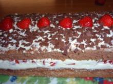 Torte: Schokolade-Erdbeer-Schnitten - Rezept