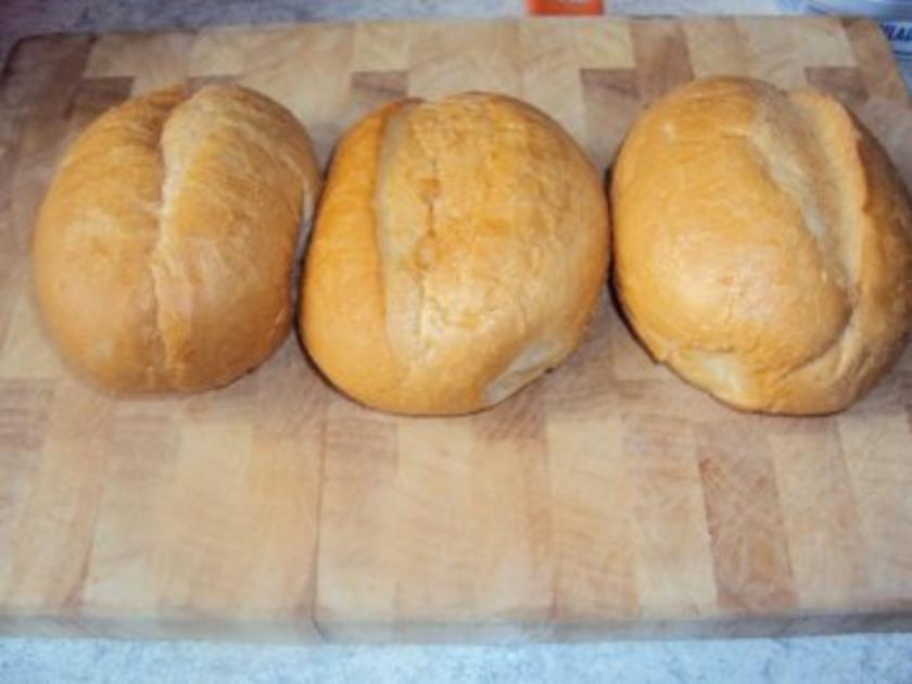 Belegte Brötchen aus dem Backofen - Rezept - kochbar.de