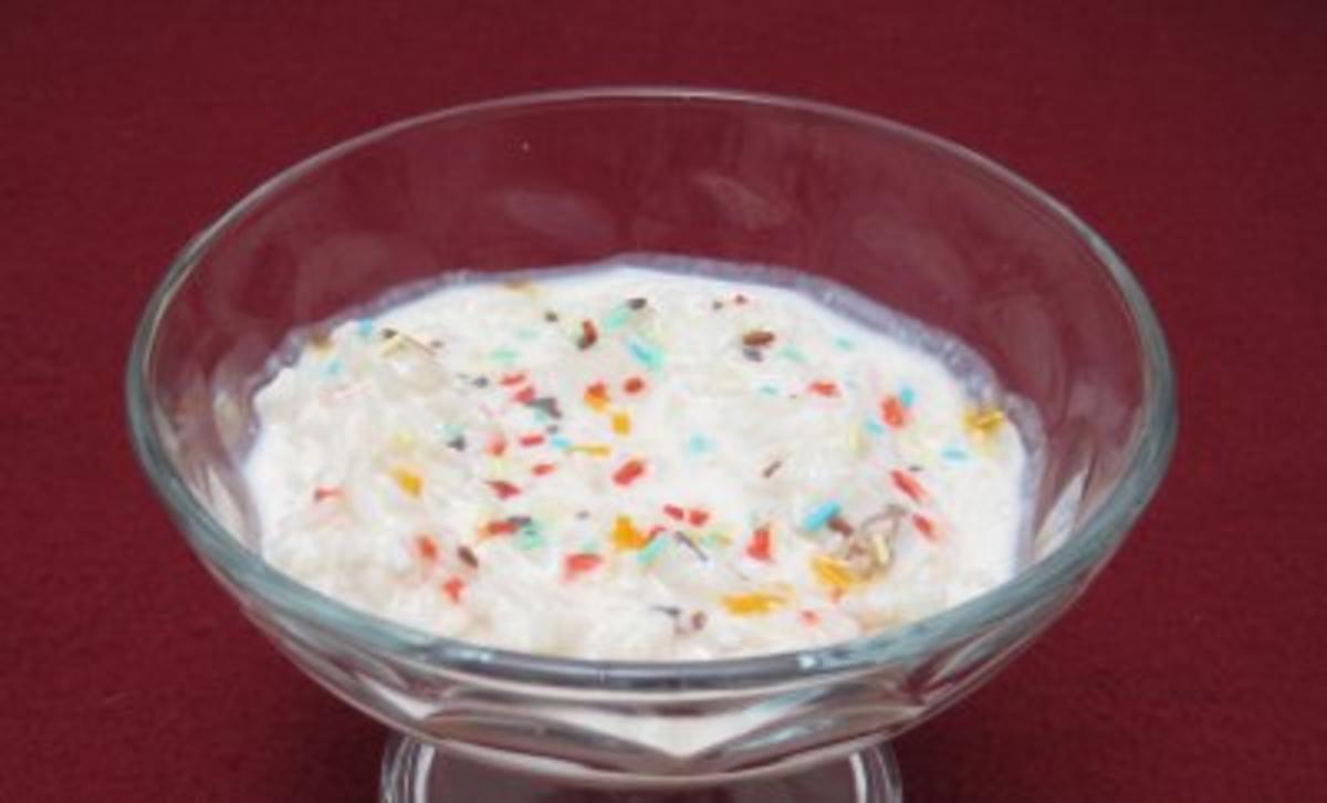 Bilder für Kheer mit Kardamom und Rosinen - Rezept