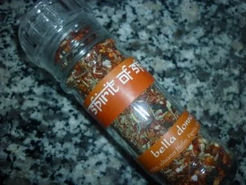 Rezept: "Bella Donna" Hähnchen an Auberginen im Tete de Moine-Mantel und Cajun Spice - Dip Bild Nr. 3 "Bella Donna" Hähnchen an Auberginen im Tete de Moine-Mantel und Cajun Spice - Dip - Rezept - Bild Nr. 3