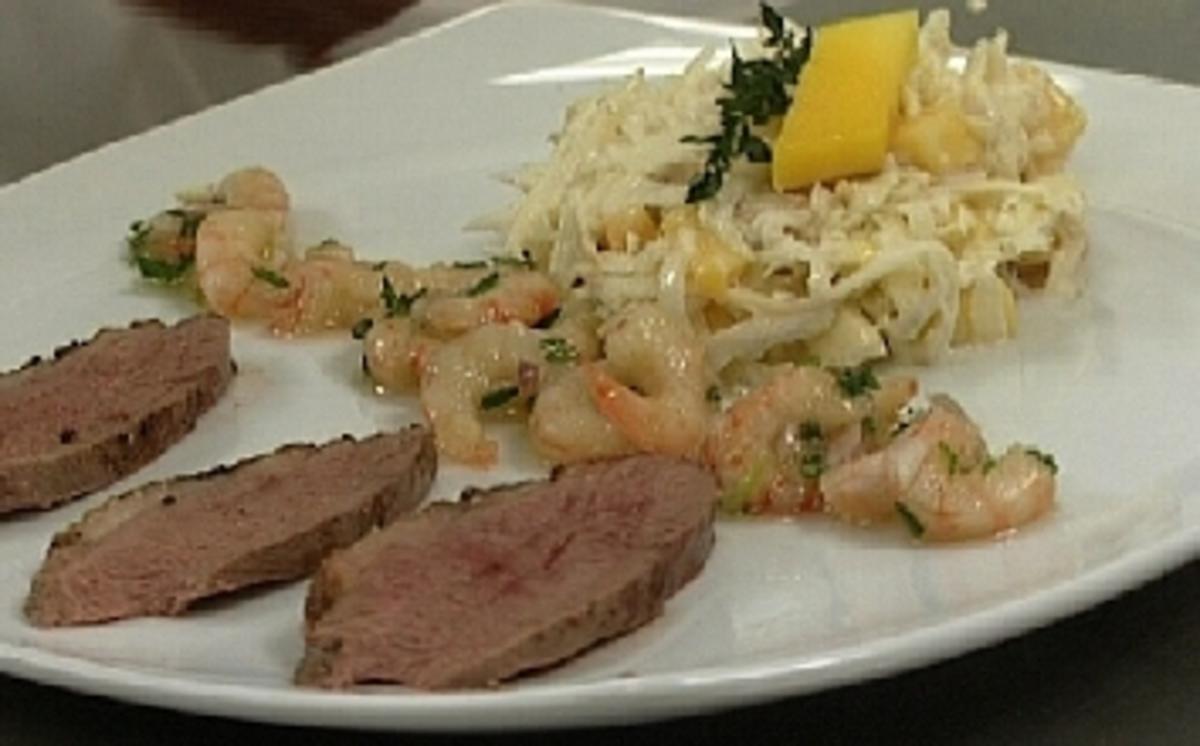 Waldorfsalat de luxe mit marinierten Krabben und Entenbrust - Rezept