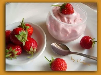 Rezept: Cremiges Erdbeereis Cremiges Erdbeereis - Rezept