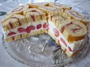 Erdbeerschnecken-Torte - Rezept