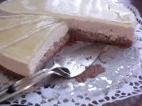 Rezept: Holunderblüten-Honigtorte Bild Nr. 2 Holunderblüten-Honigtorte - Rezept - Bild Nr. 2